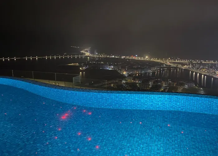 Highfloor View In Alacarte * Hạ Long