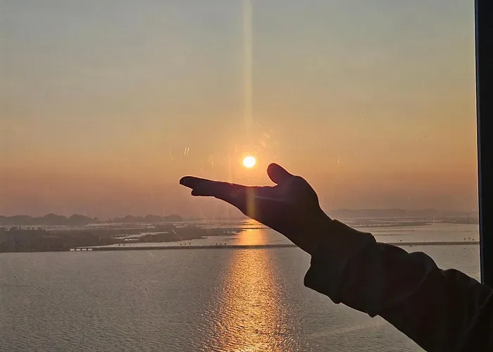 Highfloor View In Alacarte * Hạ Long