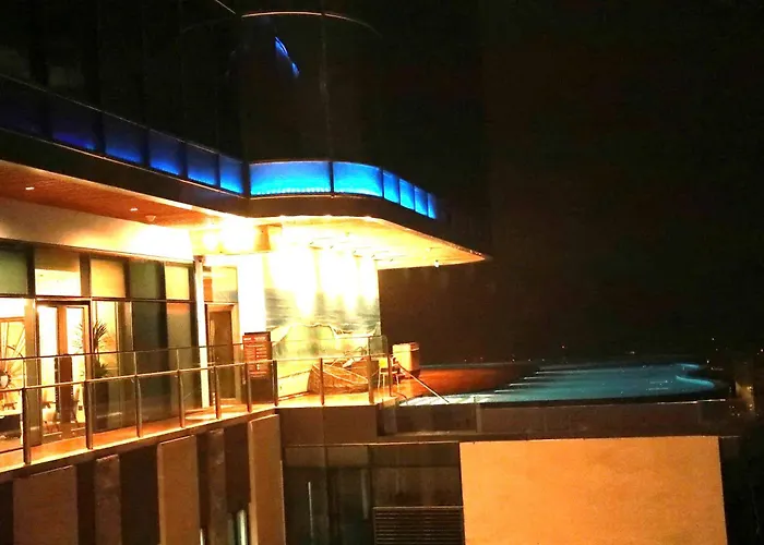 Highfloor View In Alacarte Hạ Long